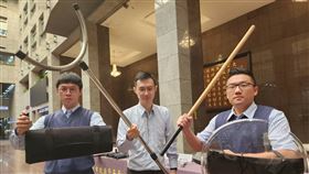 1219事件案各單位繃緊神經，北捷跨年夜除了42小時不收班「防禦鋼叉也上陣」護旅客安全。（圖／北捷提供）