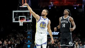 柯瑞（Stephen Curry）單場投進5顆三分球。（圖／路透社／達志影像）