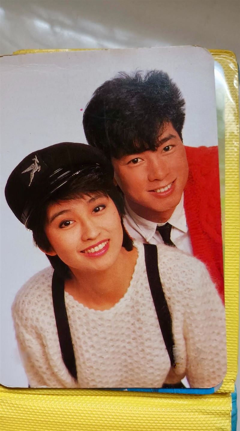 老照片故事／曹西平當年像許光漢紅翻天　張國榮、胡茵夢、彭雪芬合作過。臺灣演藝圈，不能忘記他的10個理由曝光。 圖為曹西平與楊林。（圖／翻攝自《曹西平的粉絲愛團》臉書）