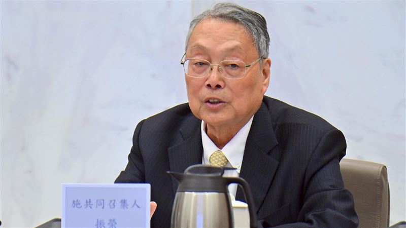 談少子化　施振榮打趣：我3孩8孫已盡責