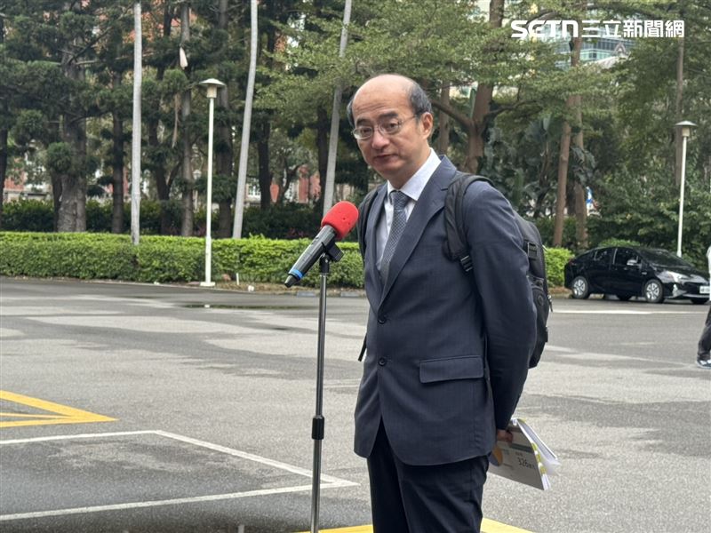 台灣經濟研究院長張建一受訪，希望立法院能趕快通過總預算（圖／記者劉秀敏攝影）