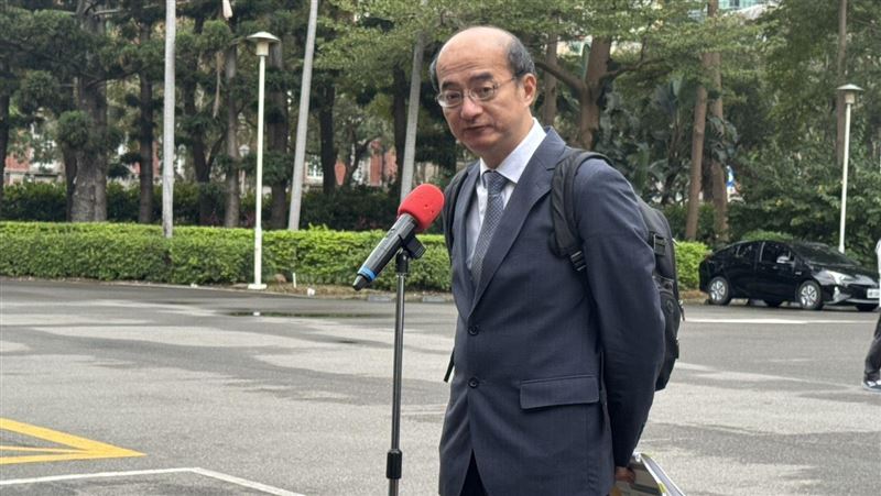 均衡台灣326億卡關　台經院長喊話立院