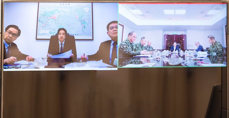 總統賴清德與國防部視訊，聽取中國圍台軍演最新情勢報告（圖／翻攝自賴清德臉書）