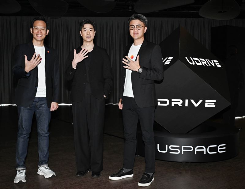台灣大哥大深化Taiwan Mobility智慧移動生態，透過策略投資與科技賦能，將移動服務擴展為可規模化的生活解決方案。（由左至右：台灣大哥大總經理林之晨、USPACE執行長宋捷仁、台灣大個人用戶事業商務長暨USPACE執行董事林東閔）。（圖／台灣大提供）
