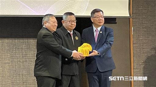 林鴻道12年卸任　中華奧會主席交棒蔡家福