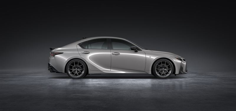 IS此次改款將重點放在「人車對話般的駕馭感」。（圖／翻攝Lexus網站）