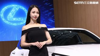 Lexus IS大改款ES。（圖／三立新聞網）