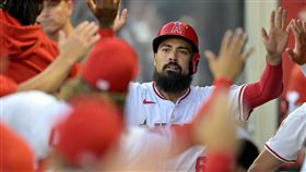 天使和倫東（Anthony Rendon）達成協議，2026年的薪資將採延遲支付。（圖／路透社／達志影像）