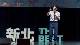 資深媒體人詹凌瑀發文寫下，2025 封關盤點：年度最墮落政治人物，非黃國昌莫屬。（圖／翻攝自黃國昌臉書）