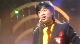 曹西平《曾來入夢》唱盡孤獨與思念，他自己一句路是自己走的引淚崩。（圖／翻攝自《曹西平的粉絲愛團》臉書） 