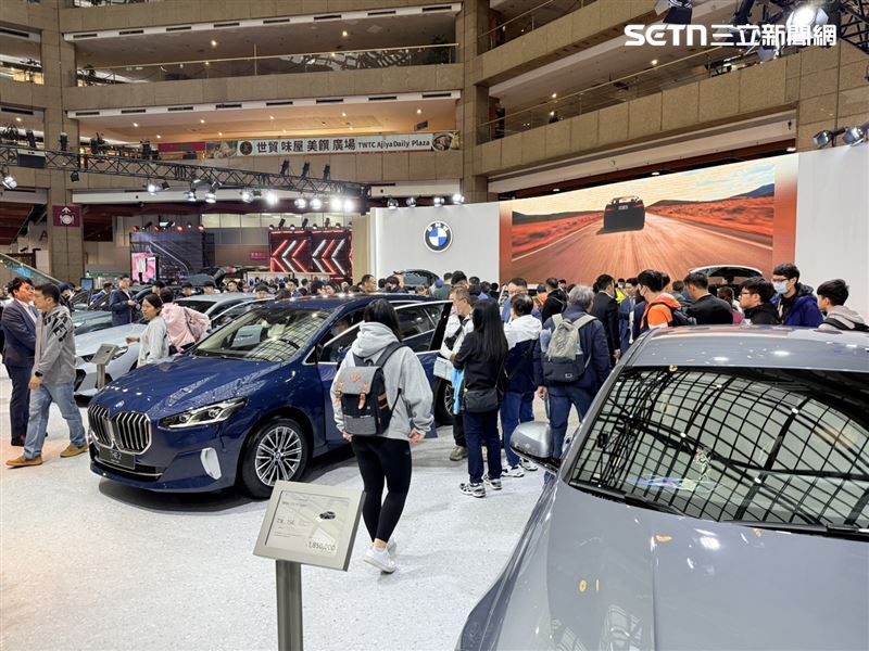 2026台北車展BMW人潮。（圖／記者李育道攝影）