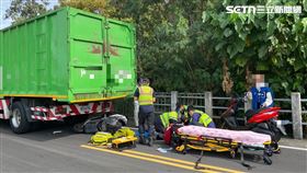 霧峰,車禍,大貨車,女騎士,命危,台中（圖／翻攝畫面）