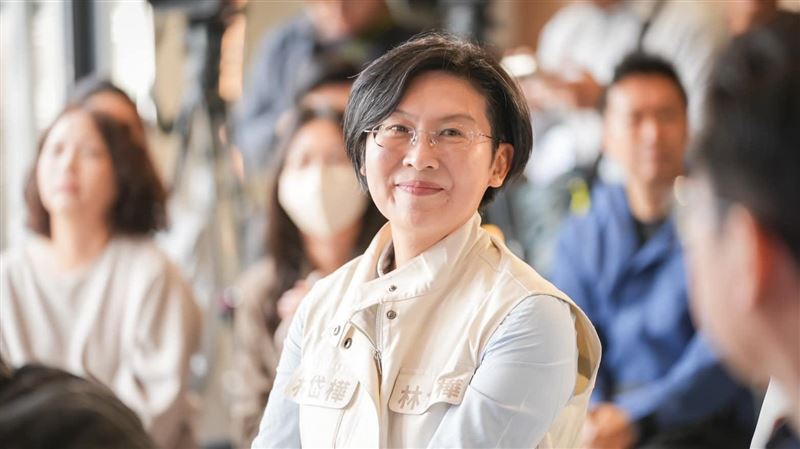 林岱樺返鳳山起家厝憶亡父！守護高雄未來