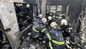 彰化,民宅,連燒5屋,74歲,獨居婦,焦屍,消防員,摔傷,延燒（圖／翻攝畫面）