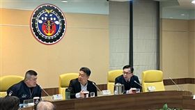 召集人陳世凱部長、副召集人林國顯常務次長與馬士元政務次長於會中交換意見。（圖／交通部提供）