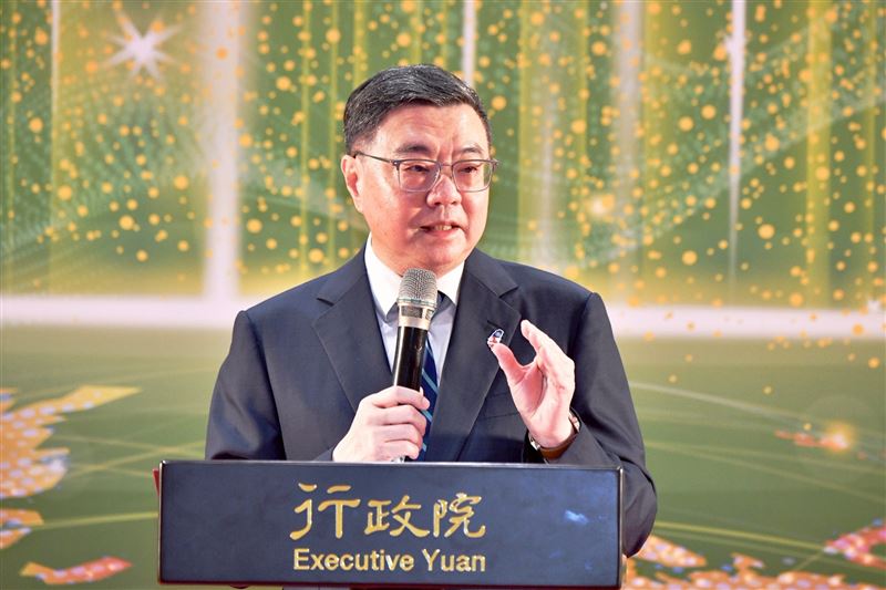 卓榮泰今（31）日出席「2025年行政院國防科技貢獻獎」頒獎典禮。（圖／行政院提供）