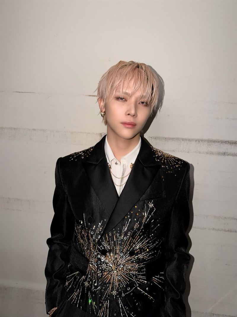 &amp;TEAM成員 NICHOLAS（王奕翔）首度站上紅白舞台。（圖／翻攝自X平台 @andTEAMofficial）