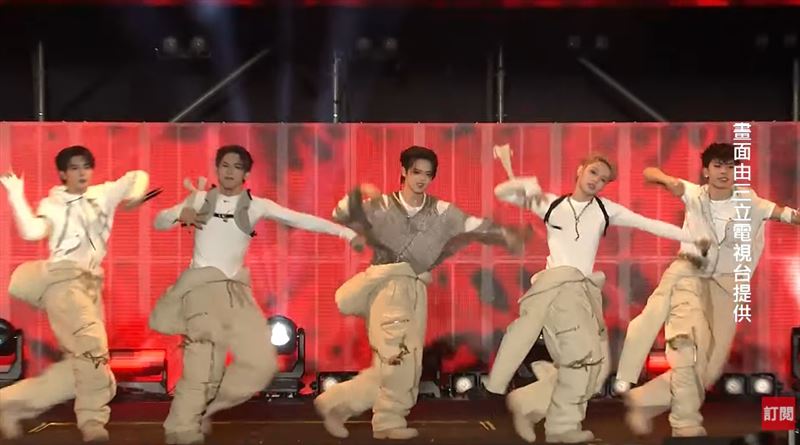 SEVENTOEIGHT帥氣登場台中跨年。(圖/三立)