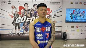 陳俊男本季轉戰SBL裕隆。（圖／記者戴以柔攝影）