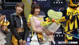 TPBL跨年大戰，PS女孩峮峮應援。（圖／記者劉彥池攝影）