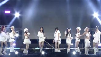 HUR+麗寶跨年太辣！全場尖叫沒停過