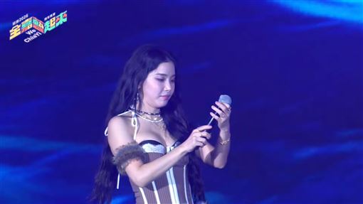 頌樂唱一半設備出狀況　驚險反應全被拍