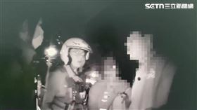 北市蔡男偕友人在花博公園跨年時痛毆路人。（圖／翻攝畫面）