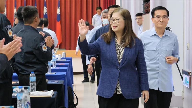 遭爆軍演時偕海巡官員聚餐　管碧玲道歉了