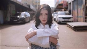 南韓女團AOA前成員權珉娥在元旦發文，提及長期累積的心理創傷。（圖／翻攝自IG @new.kma）