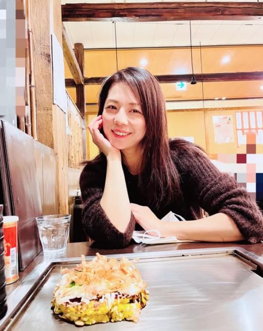 日本資深女演員吉岡美穗2006年踏入婚姻，2026年元旦公開宣布離婚。（圖／翻攝自IG @miho_yoshioka_）