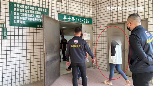 獨／小爸媽…涉虐死女嬰：放生6hrs領養狗