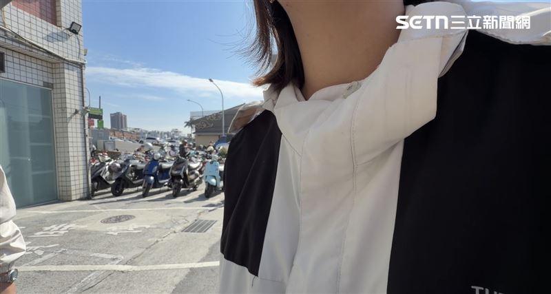 女嬰母親侃侃而談女兒的死因是獨自留在家窒息死亡，「是不小心的！」。（圖／記者簡榮良攝影）