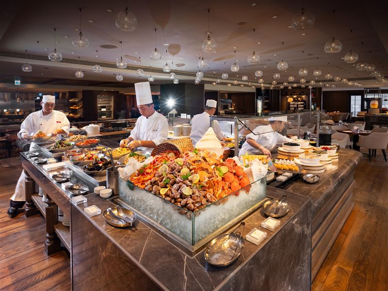 除夕圍爐兩間自助餐加開兩輪，訂位暢旺。（圖／飯店旅宿業者提供）