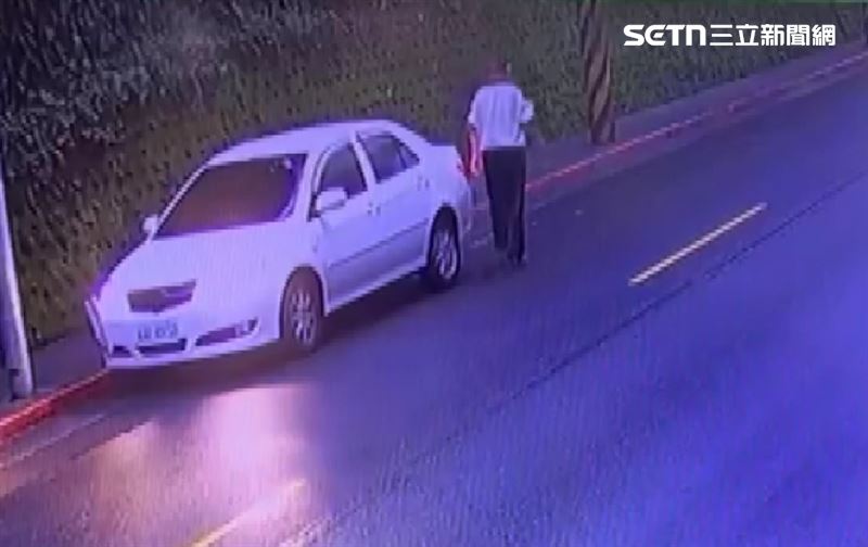 撞飛推車後，王夢麟的車子竟還往前行駛一小段才停下，最後才下車上前詢問狀況