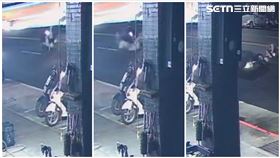 新北,三重,車禍,行人,OHCA,雙黃線,違規（圖／翻攝畫面）