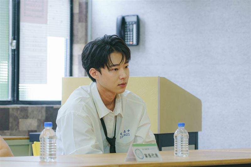 黃信赫飾演屢屢違規、情緒失控的學生。（圖／小公視提供）