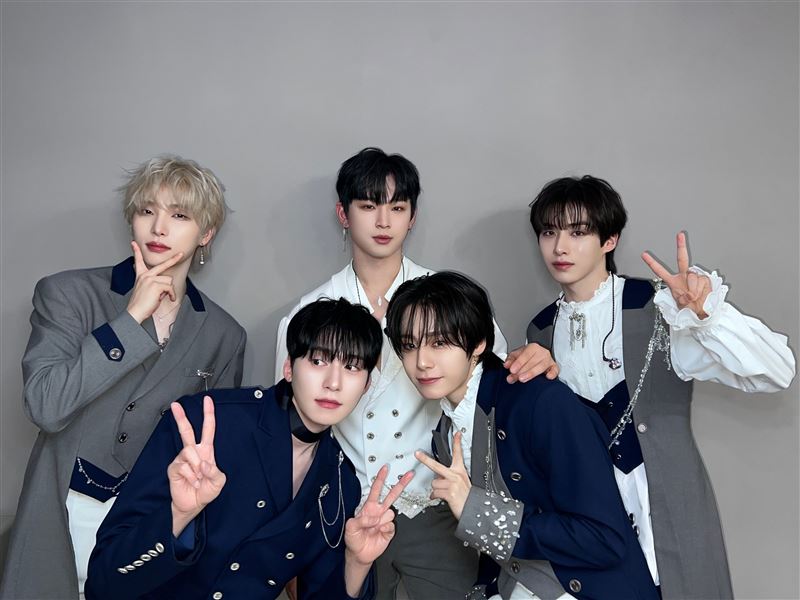 ONEUS將離開經紀公司RBW，但仍沿用團名繼續團體活動。（（圖／翻攝自X）