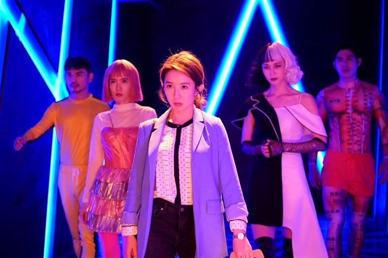 《何百芮的地獄戀曲》即將盛大爆笑開播。（圖／彼此影業 提供）