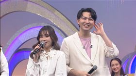 杜忻恬(左)、李子森同台。(圖／中視提供)