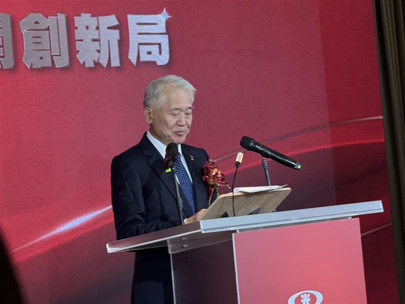 台新新光金控旗下壽險子公司台新人壽與新光人壽於1月1日正式完成合併程序,以台新人壽為存續公司並更名為「新光人壽保險股份有限公司」。新光人壽同日召開董事會,推舉魏寶生為新任董事長。(圖/記者廖珪如攝影)