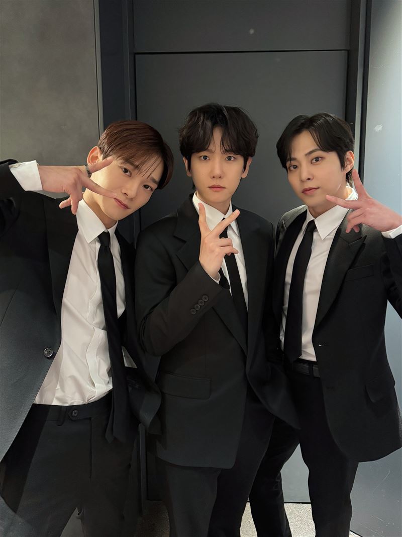 因INB100資金不足,被SM娛樂寄存證信函,最終導致CBX三位成員無法參與EXO團體活動。(圖/翻攝自X)