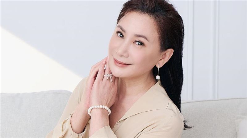 陳亞蘭確定參加大港開唱演出，合體血肉果汁機。（圖／出日音樂提供）