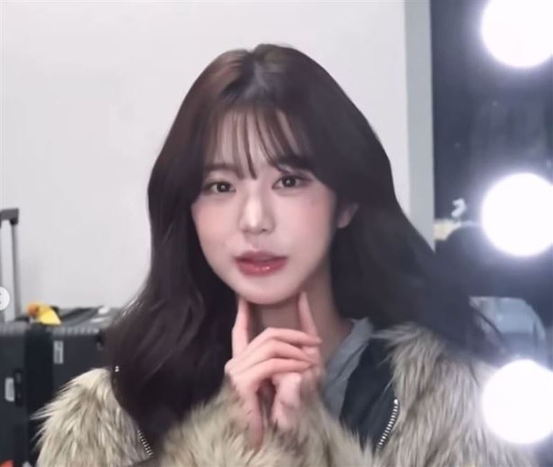 張員瑛驚語：「香港是最愛的國家」惹毛小粉紅！MAMA幕後花絮引爆中韓網友論戰。（圖／翻攝畫面）