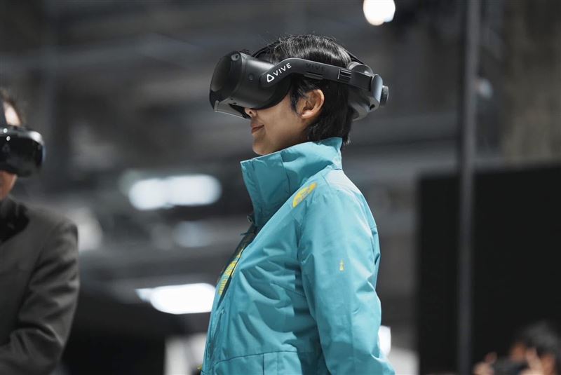 起造新高雄！林岱樺拋「一纜二塔三黃金」AI自駕車導覽、軍工三支箭，目標年賺千億觀光財