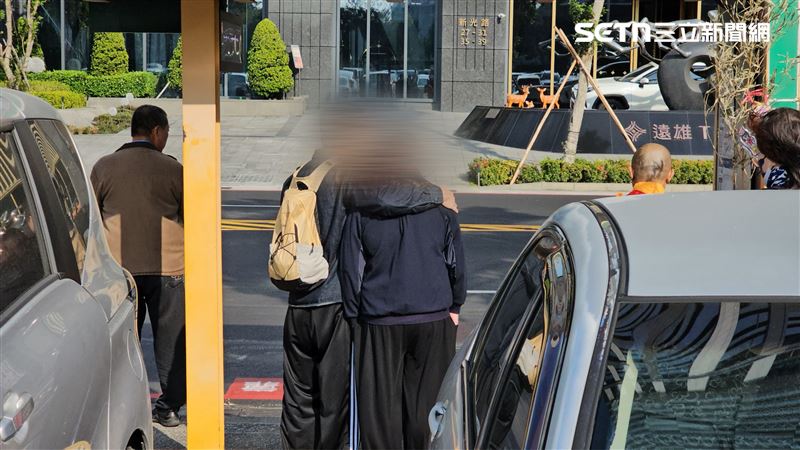 剛上大學的孩子不是要去跨年嗎？意外來得又快又急，全天下沒有一個父母要花21年養大孩子，卻死於非命，是哪個環節出問題，現場找答案。（圖／記者薛仁宏攝影）