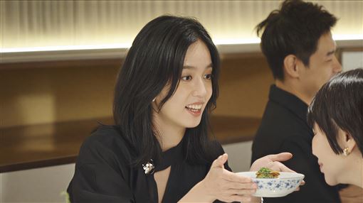 胡宇威被女星翻牌　正宮陳庭妮突襲現身