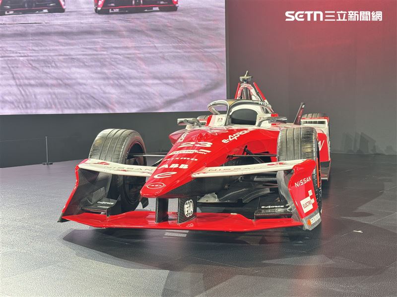 NISSAN Formula E GEN3 Evo拿下2024-2025賽季車手總冠軍。（圖／記者鍾釗榛攝影）
