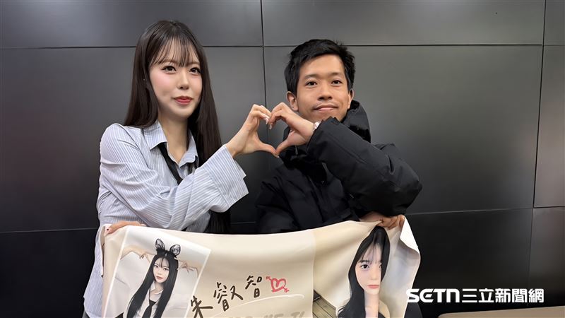 韓籍啦啦隊員朱叡智出席一日店長活動。（圖／記者劉彥池攝影）