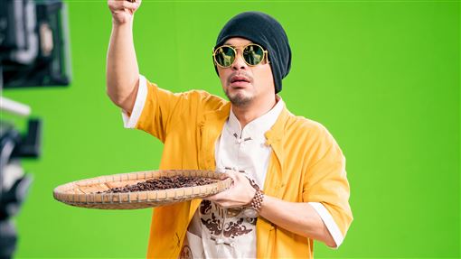 黃明志撇命案全面復工　5大咖歌手力挺