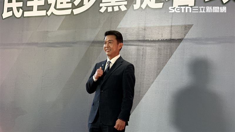 許智傑政見會後接受媒體聯訪。（圖／記者詹宜庭攝影）